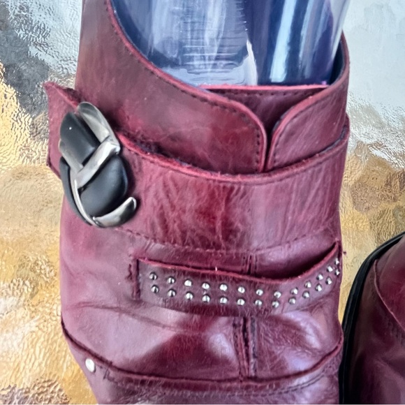 Dorking by Fluchos Merlot Slip On Block Heel Shoes - Picture 7 of 16